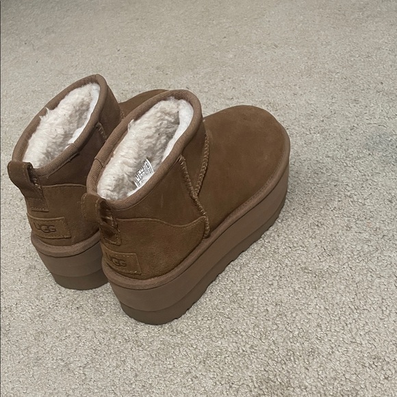 Women Chesnut Suede Ankle Boots - Picture 2 of 9